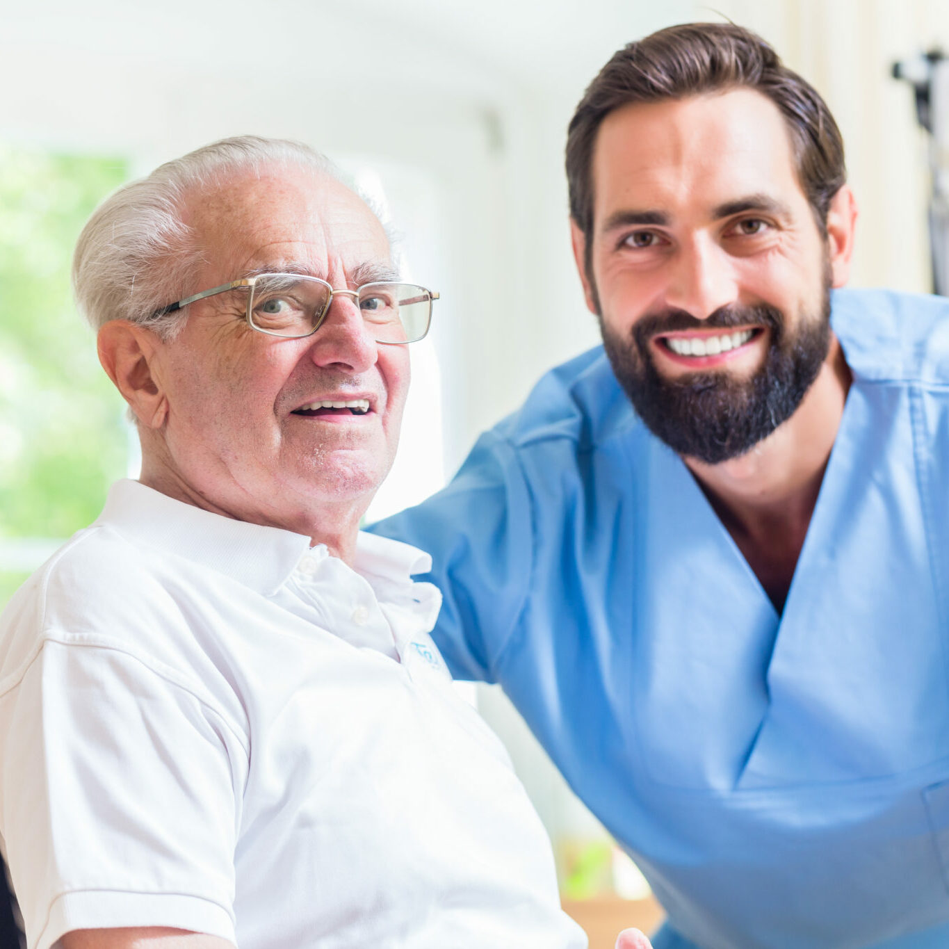 Senior,Man,And,Nurse,In,Rest,Home